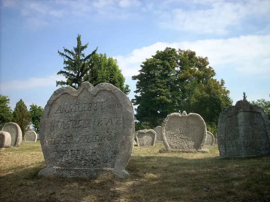 Tihany környéke Örvényes / Balatonudvari – város