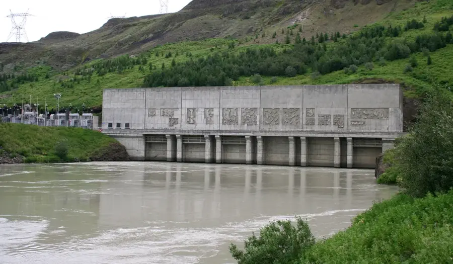 Wasserkraftwerk Búrfell — Hekla (Island)