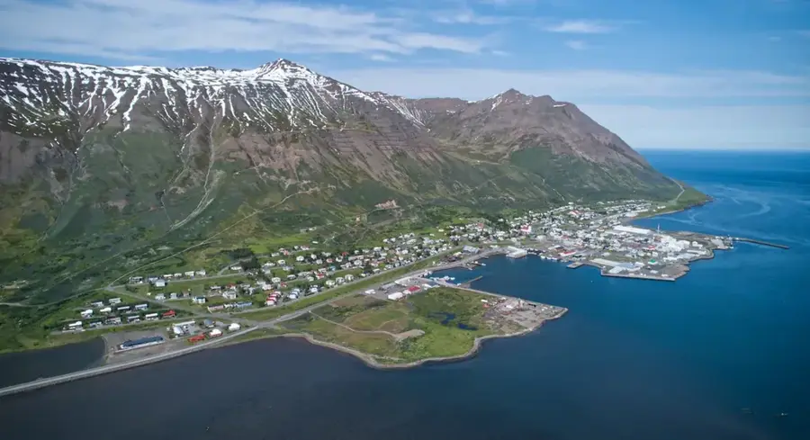 Hafen von Siglufjörður — Dalvík (Island)
