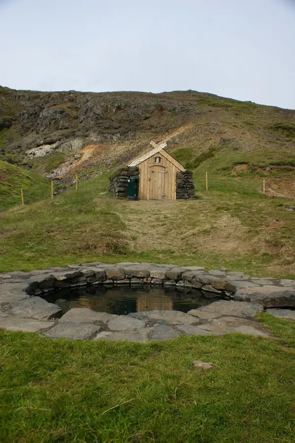Skarð Ruins