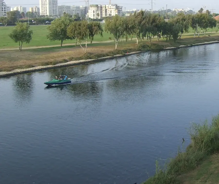 Jarkon-Fluss — Bat Jam (Israel)
