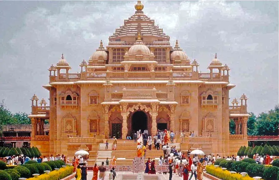 Akshardham-Tempel — Gurgaon Finanz- und Technologiezentrum (Indien)