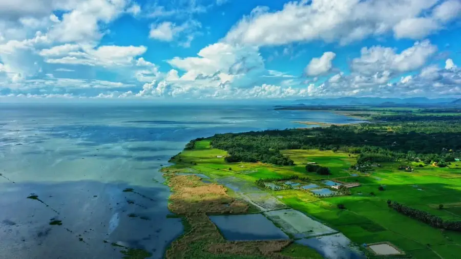 Chilika-See — Hafen von Paradeep (Indien)