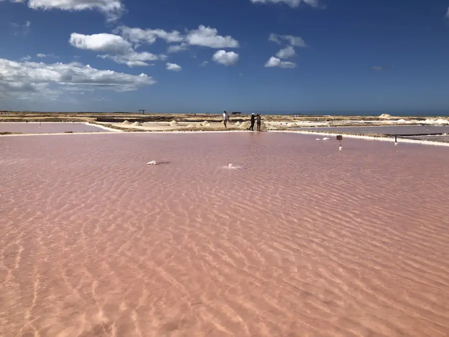 Inagua's Salt Pans — Pirate's Well (Bahamas)