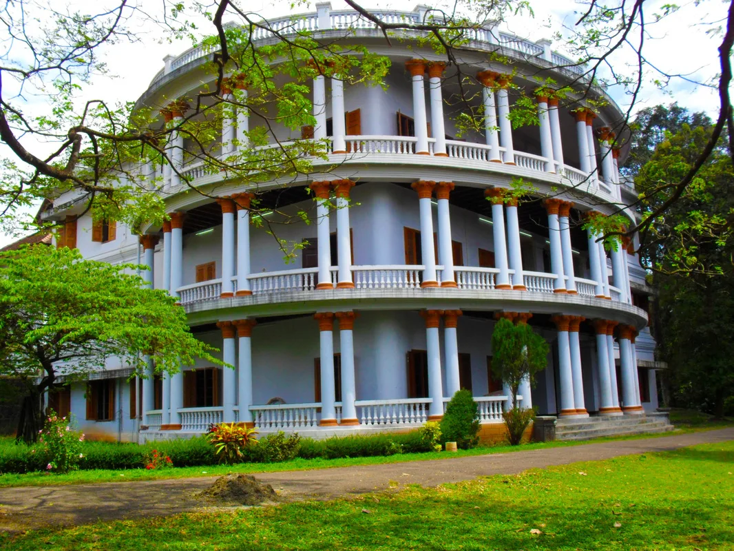 Thrippunithura — Cochin Port (India)