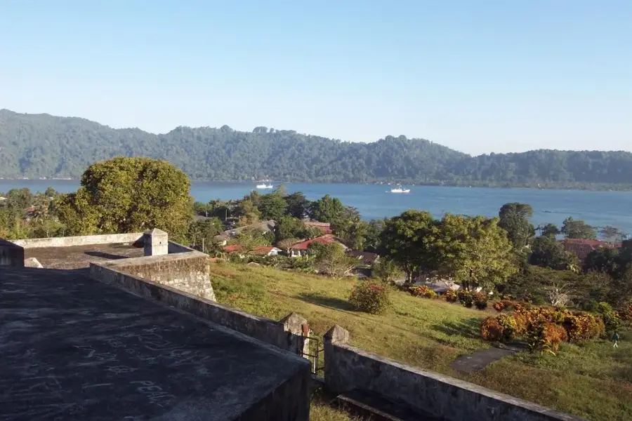 Banda-szigetek — Ternate (Indonézia)