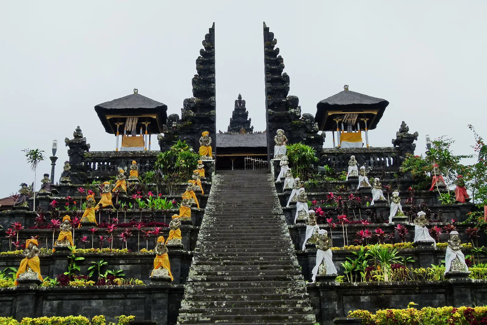 Karangasem — Denpasar (Indonesien)