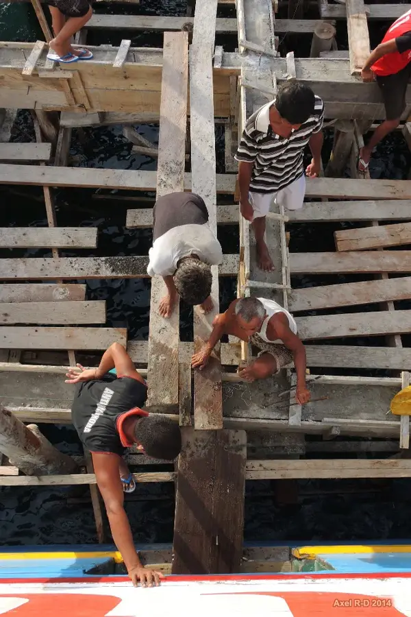 Togean-Inseln — Balikpapan (Indonesien)