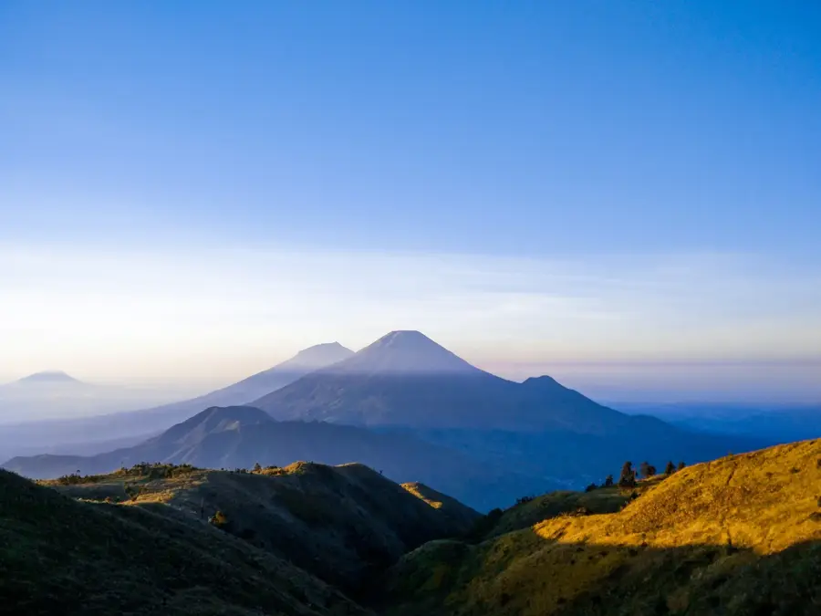 Wonosobo — Surakarta (Solo) (Indonesien)