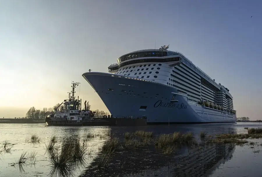 Meyer Werft Papenburg — Hunebedden in Drenthe (Netherlands)