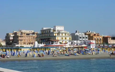Spiaggia di Ostia