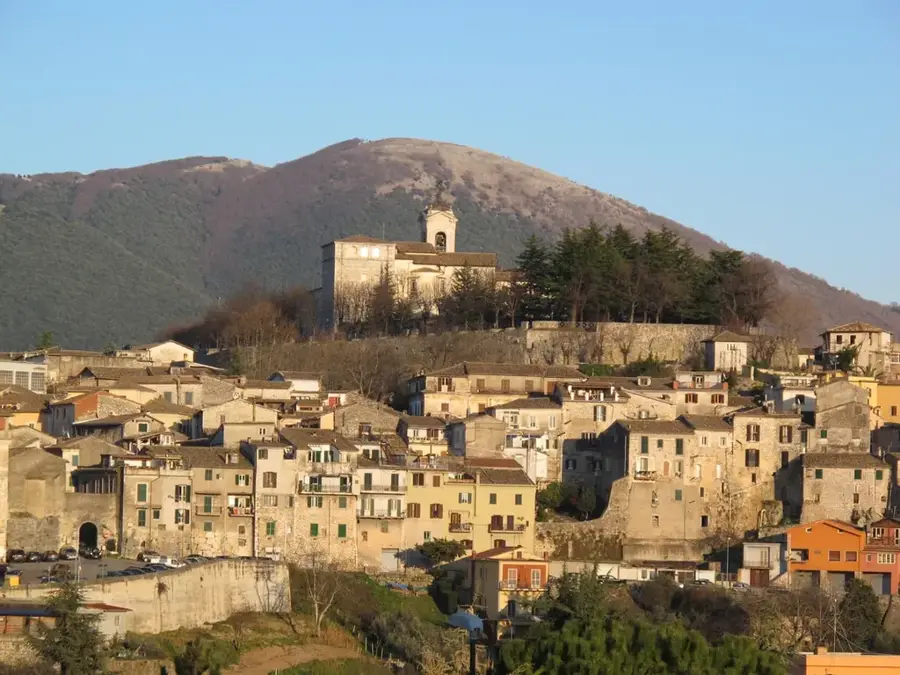 Alatri — Nationalpark Abruzzen (Italien)