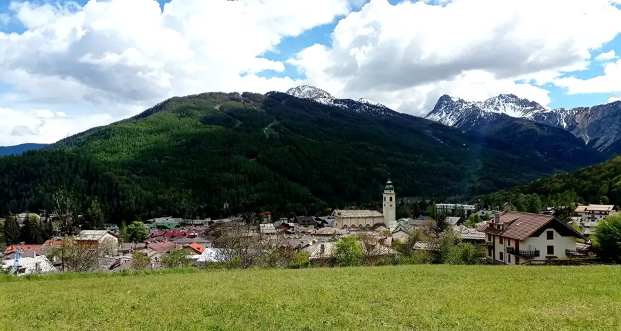 Bardonecchia — Lacul Maggiore (Italia)