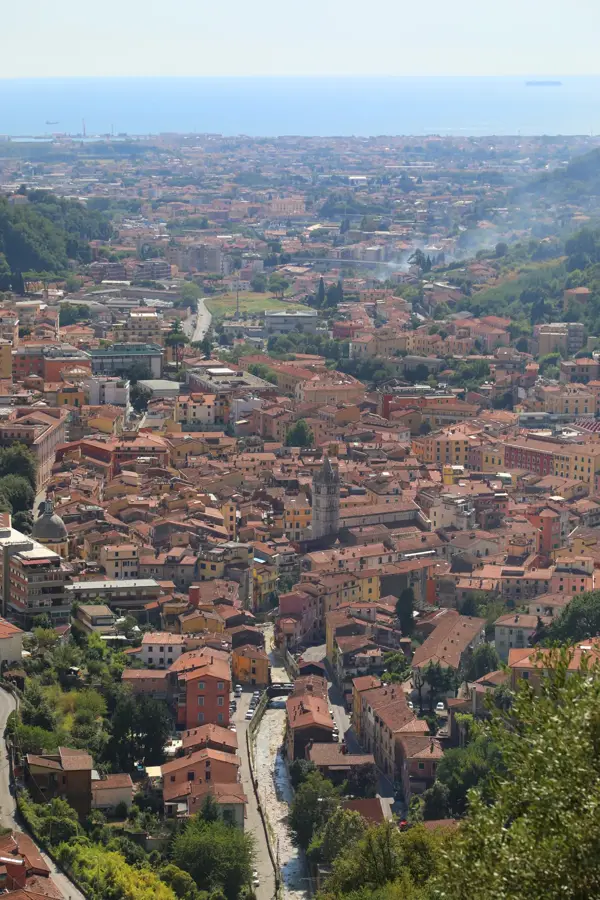 Carrara — Siena (Italia)