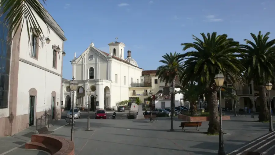 Castel Volturno — Portul Tio (Eritreea)