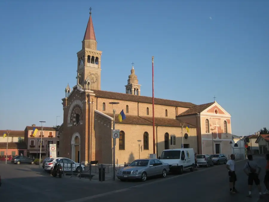 Cavallino — Ádeni kikötő (Jemen)