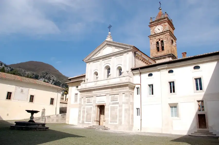 Collepardo — Nationalpark Abruzzen (Italien)