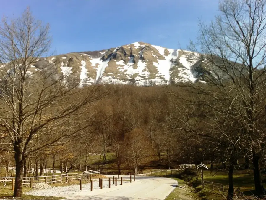 Parcul Național Val d'Agri — Sassi di Matera (Italia)
