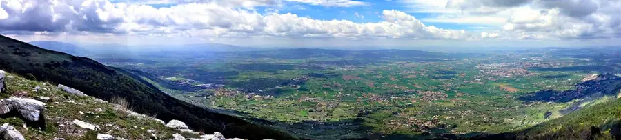 Parcul Regional Monte Subasio — Pietraperla (Italia)