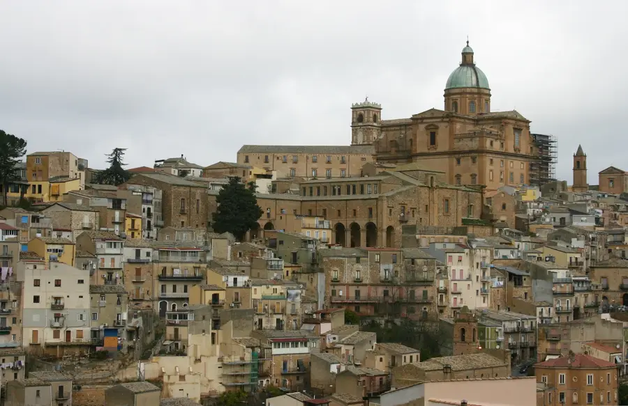 Piazza Armerina — Catania (Italien)