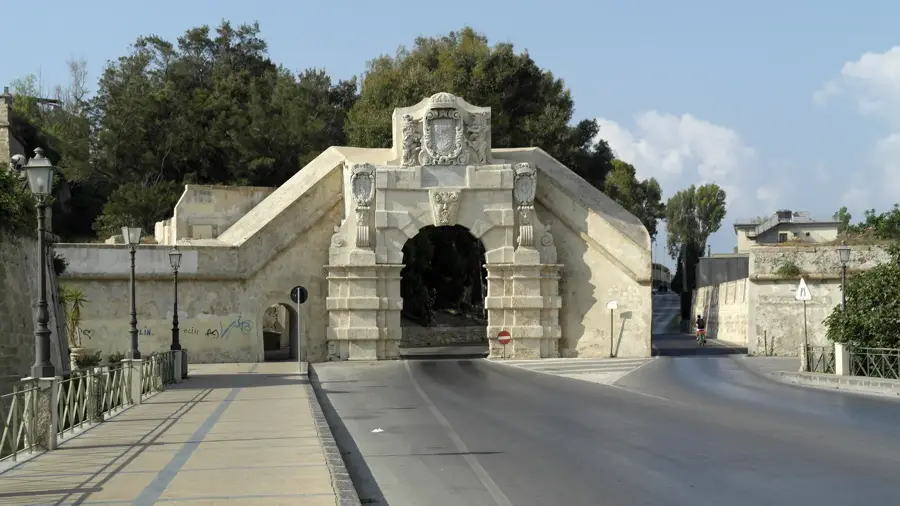Porta a Terra — Grosseto (Italy)