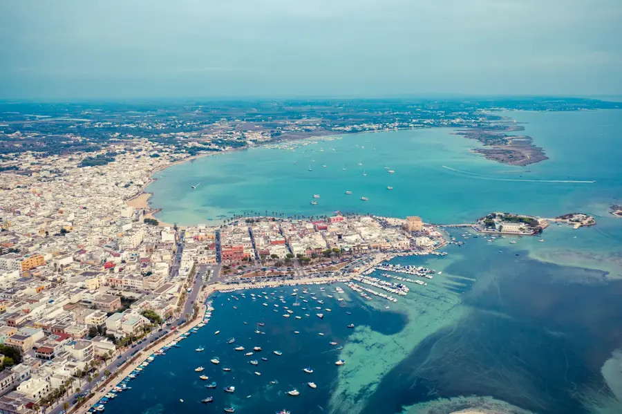 Porto Cesareo — Bari (Olaszország)