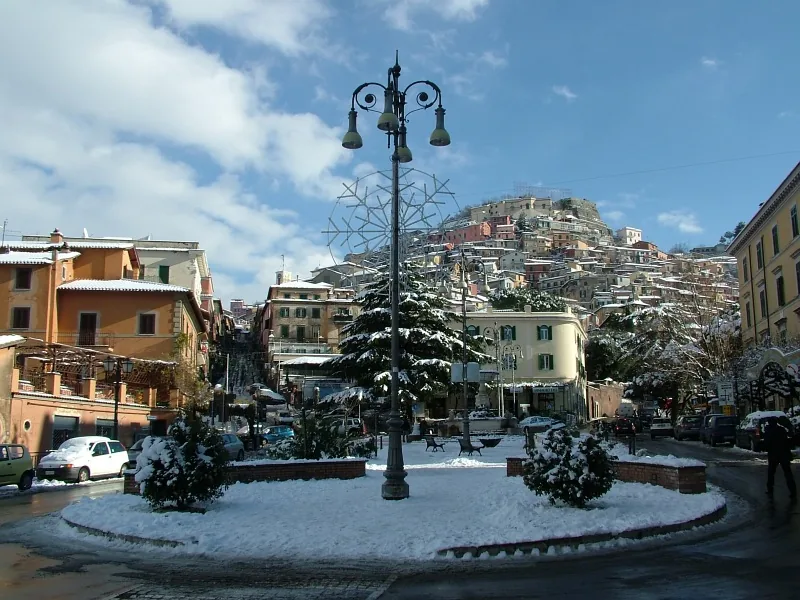 Rocca d'Arce — Nationalpark Abruzzen (Italien)