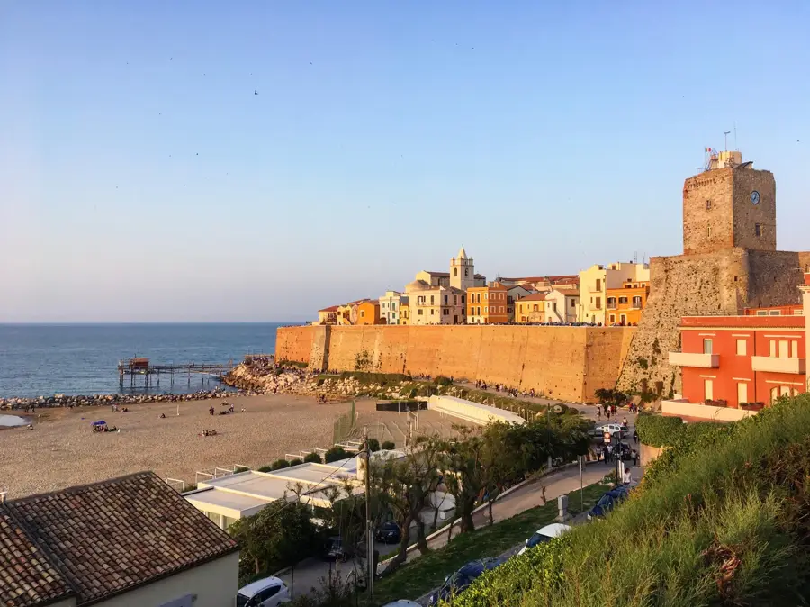 Termoli — Torino di Sangro (Italia)