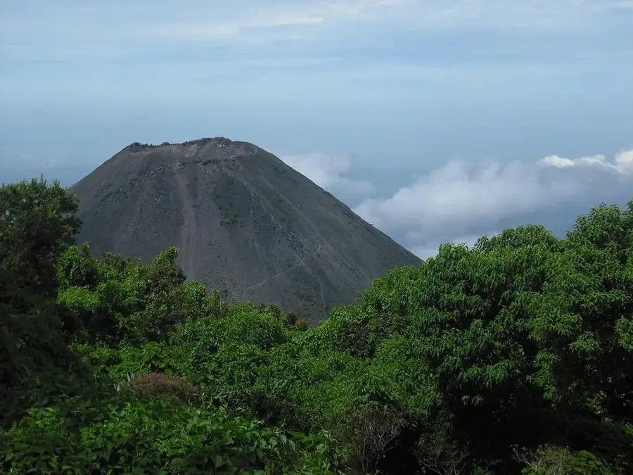 Izalco — San Julián (El Salvador)