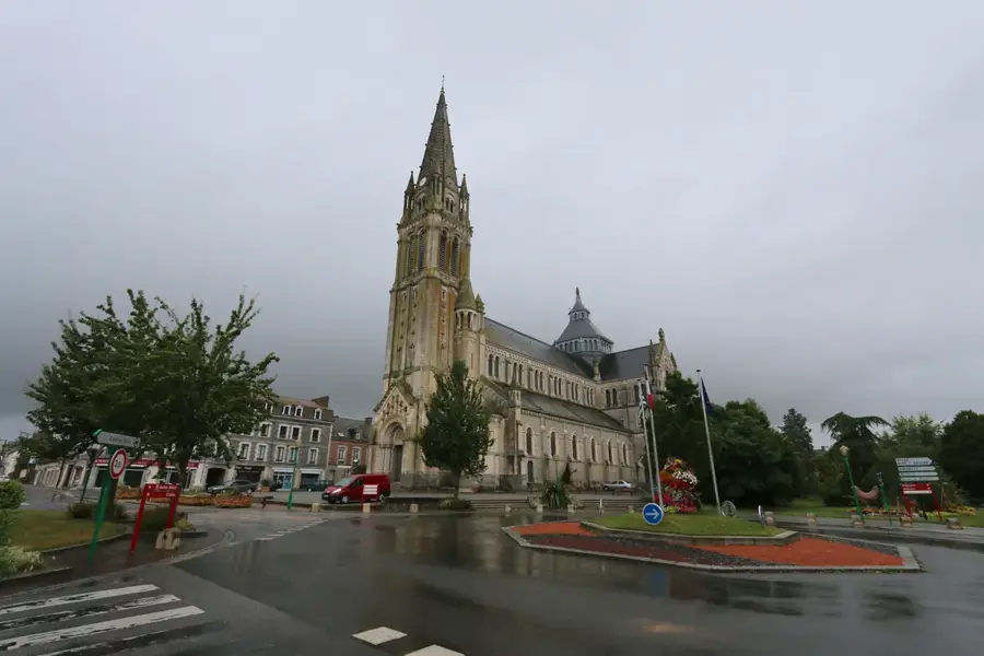 Janzé – city