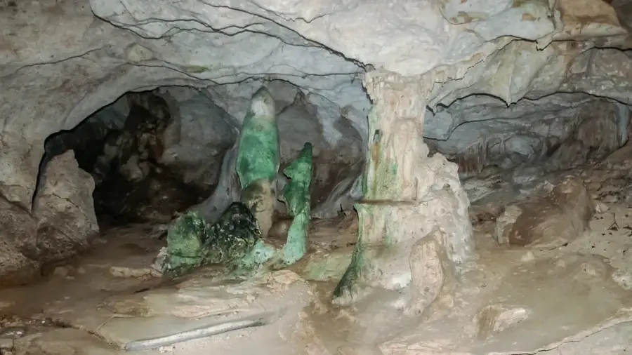 Green Grotto Caves — Frenchman's Cove (Jamaica)