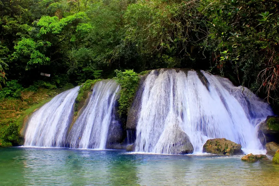 Reach Falls — Frenchman's Cove (Jamaica)