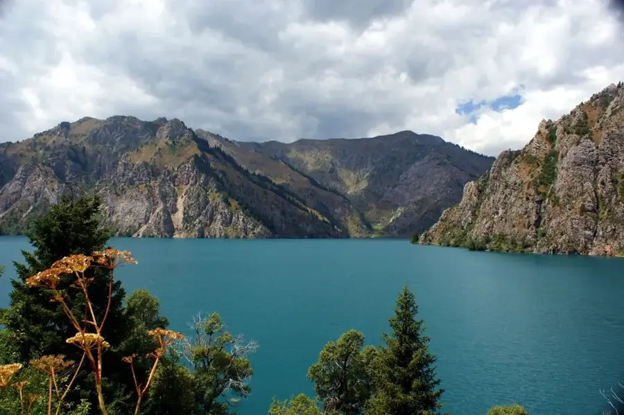 Lacul Sary-Chelek — Kadamjay (Kârgâzstan)