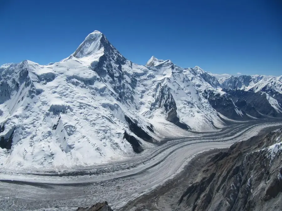 Khan Tengri — Karakol (Kârgâzstan)