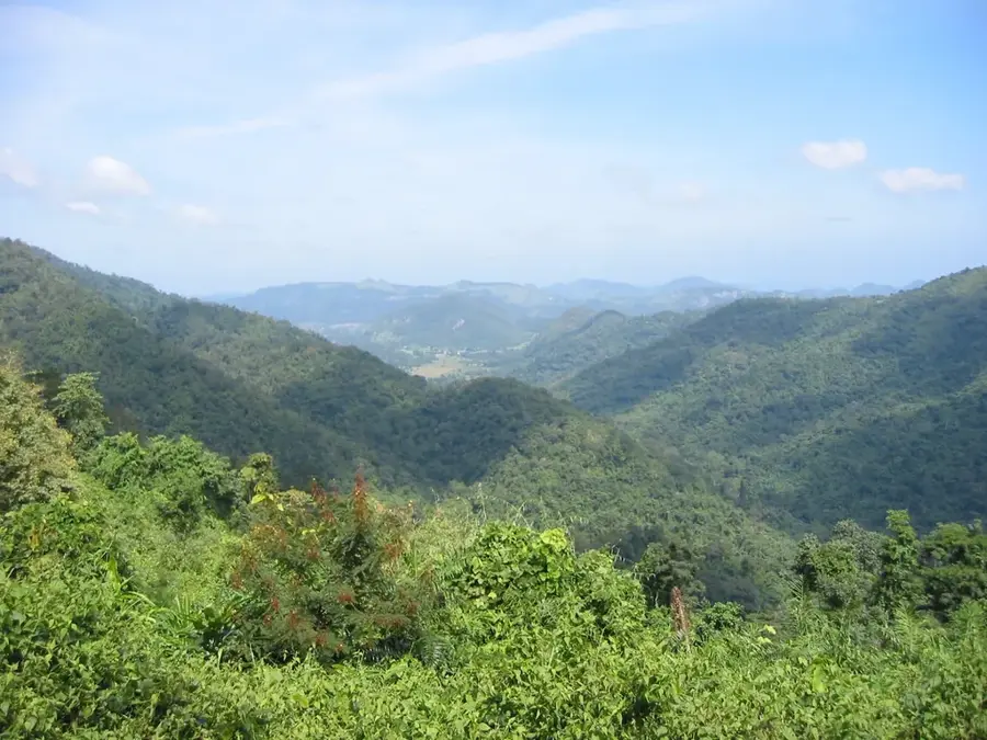 Parcul Național Khao Yai — Ferma Solară Chachoengsao (Thailanda)