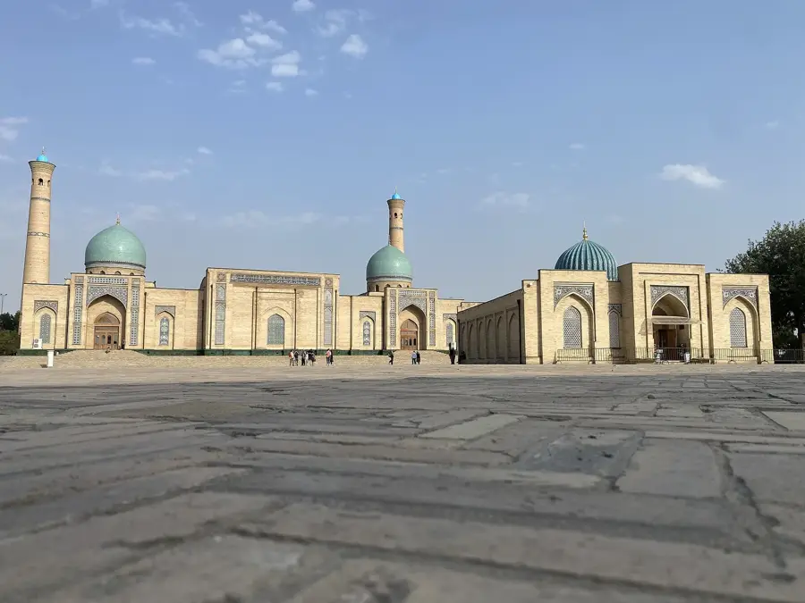 Hazrati-Imam-Komplex — Mut-Denkmal (Usbekistan)