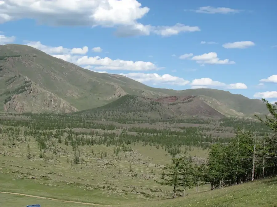 Khorgo Volcano — Orkhon River (Mongolia)