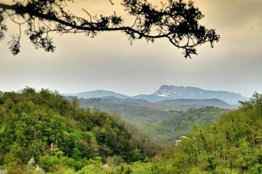 Khvamli Massif