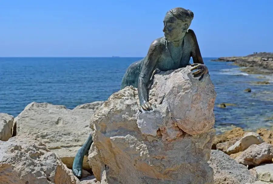 Paphos Aphrodite Wasserpark — Busbahnhof Karavella (Zypern)