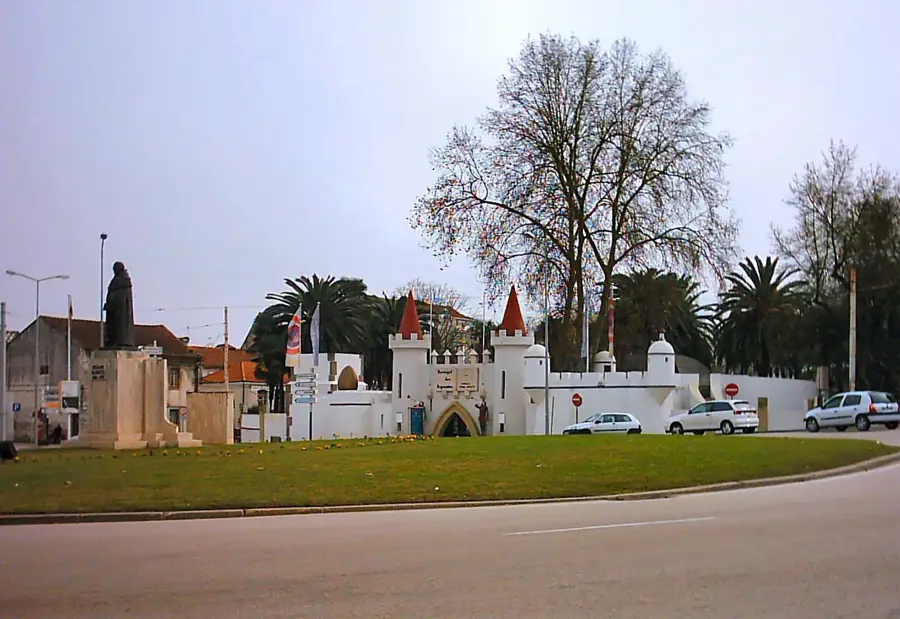 Portugal dos Pequenitos, Coimbra — Mondego River (Portugal)