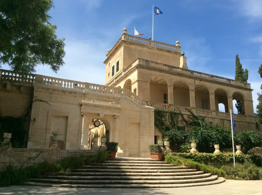 San Anton Gärten (Schwäne) — Meridiana Weingut (Malta)