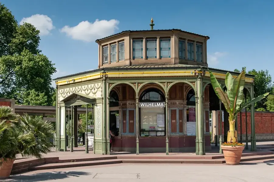 Grădina Botanică din Kinshasa — Maluku (Congo - Kinshasa)