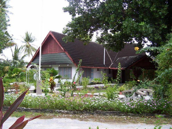 Stadionul Național din Bairiki — Biblioteca și Arhivele Naționale (Kiribati)