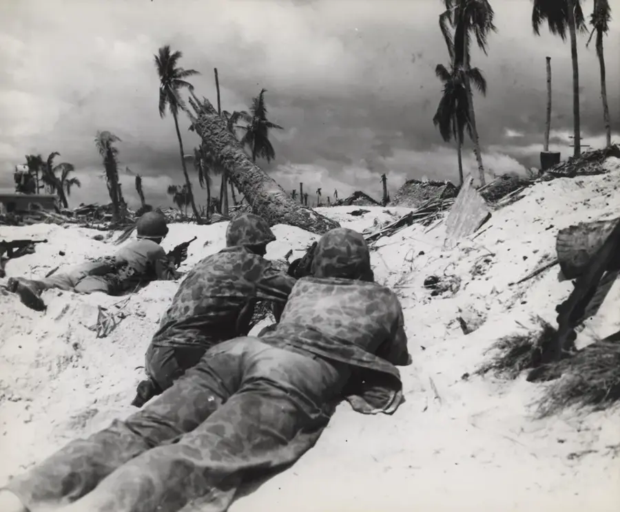 Tarawa War Cemetery — Makin Atoll Battlefield (Kiribati)