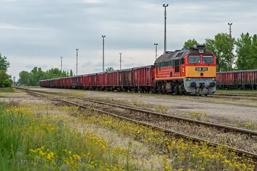 Kisbér — Tata (Magyarország)