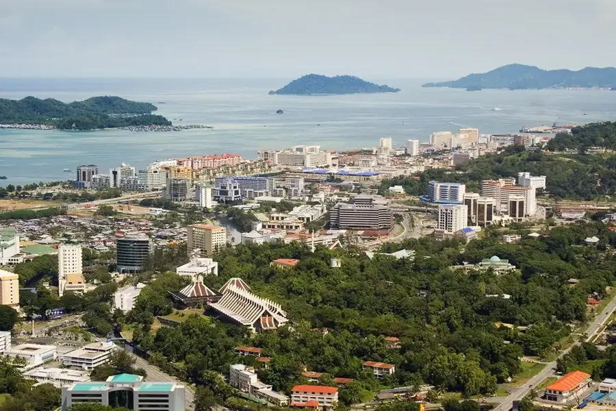 Kota Kinabalu — Lahad Datu (Malaysia)