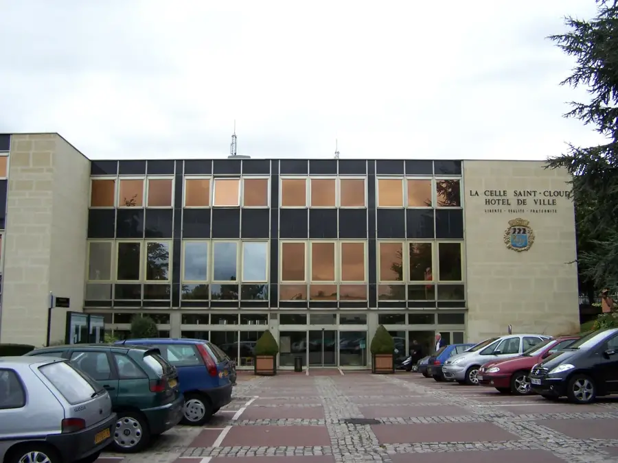 La Celle-Saint-Cloud – city