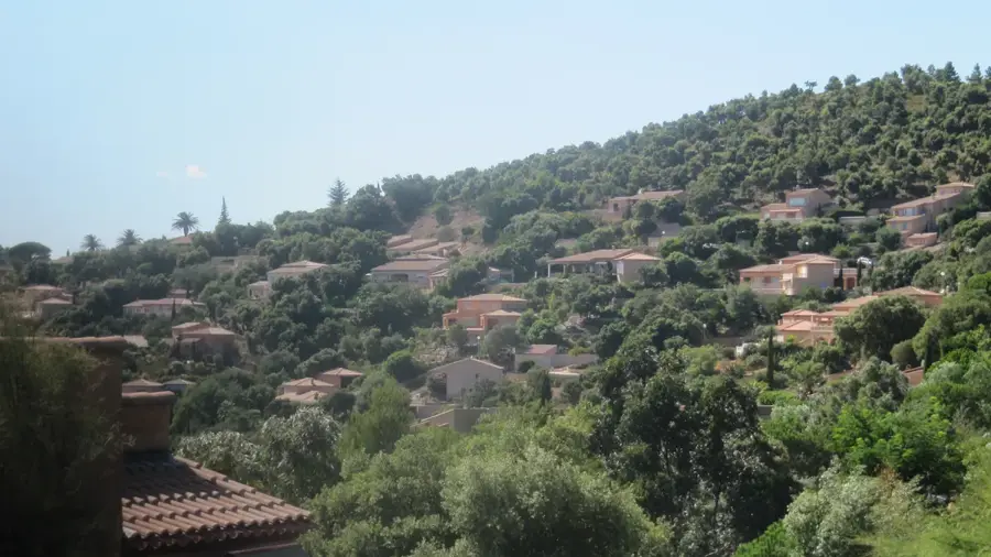 La Crau – city