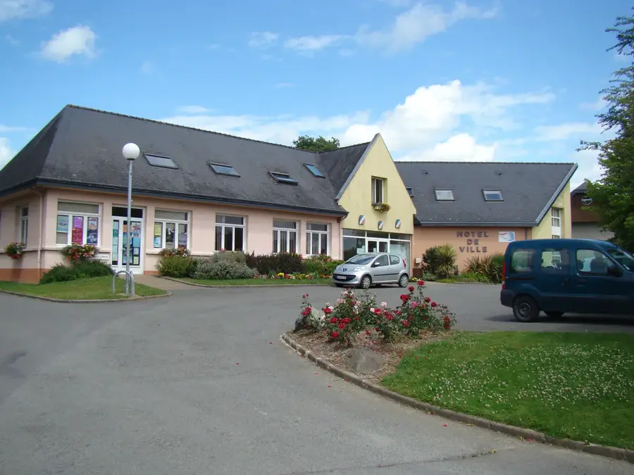 La Mézière – city