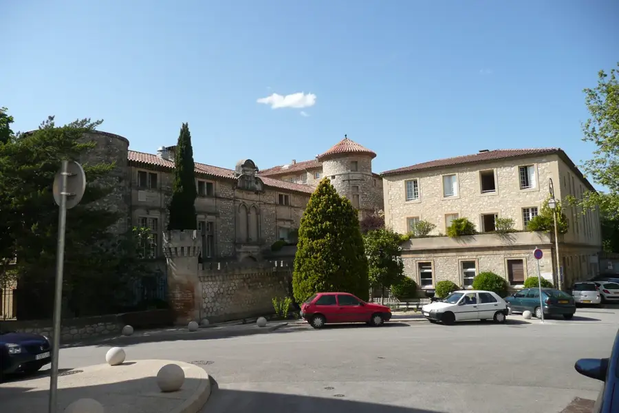 La Roque-d'Anthéron – city